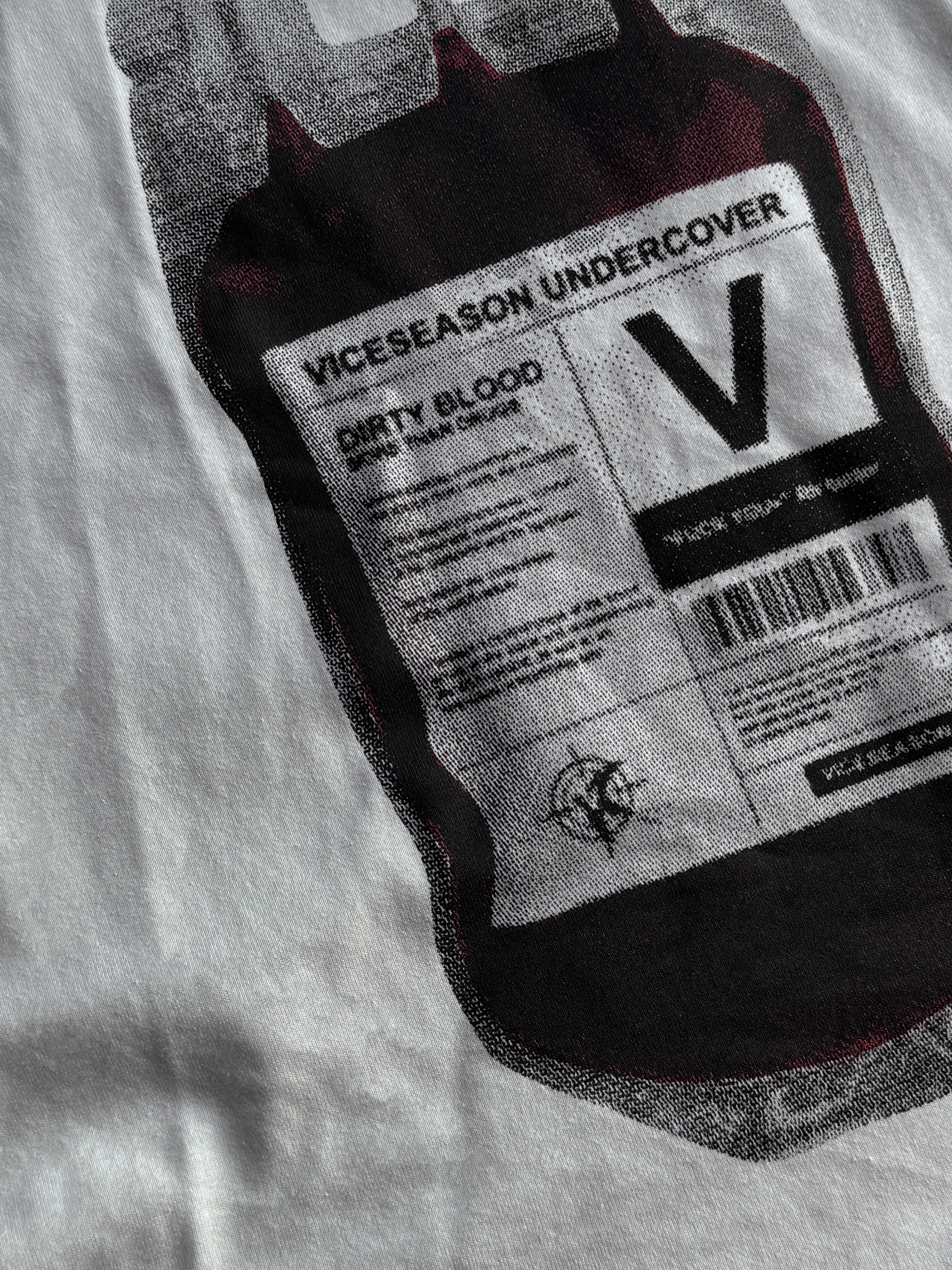Футболка «Dirty blood» в реальной жизни 5