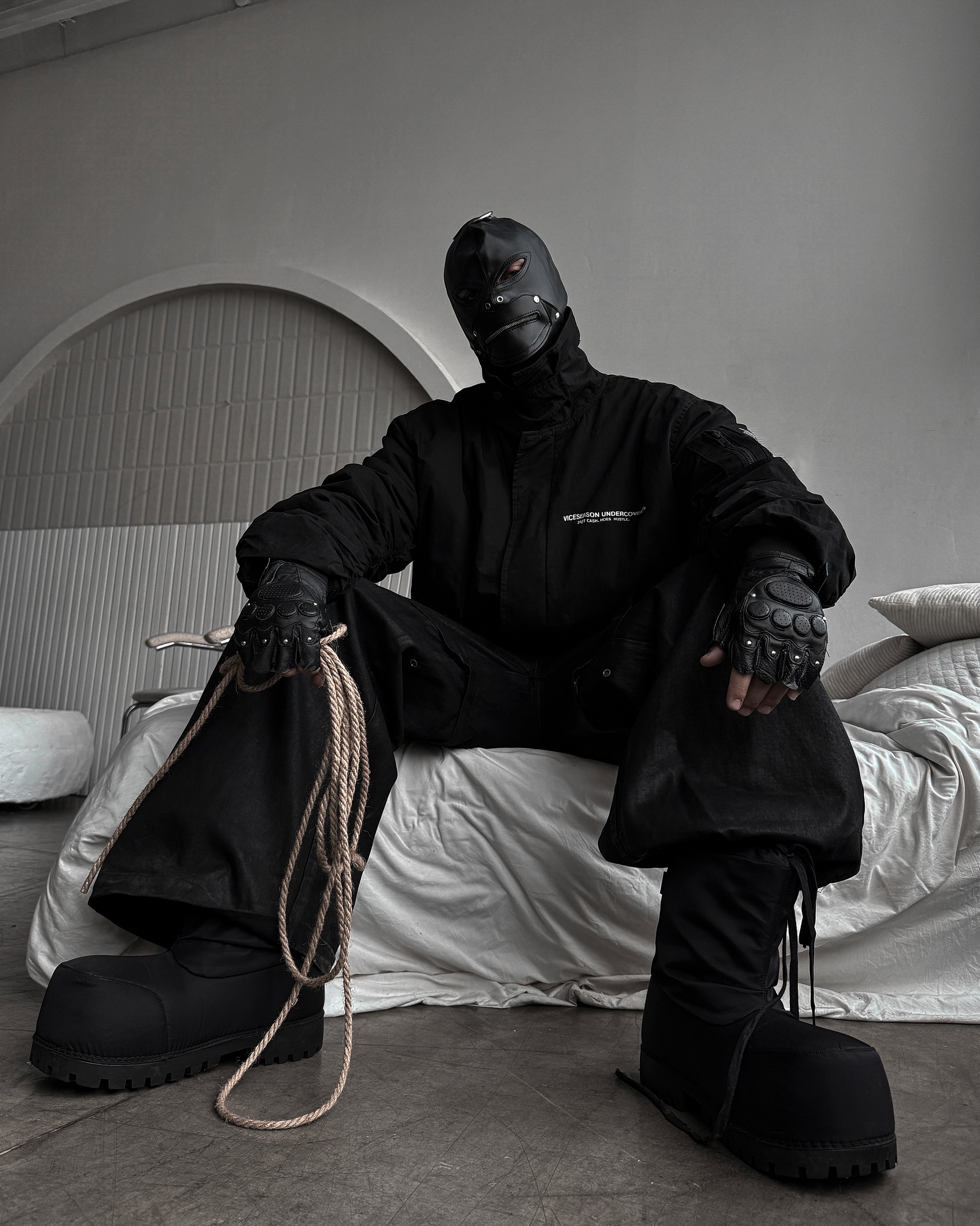 Бомбер «Cash dry V2 black» в реальной жизни 14