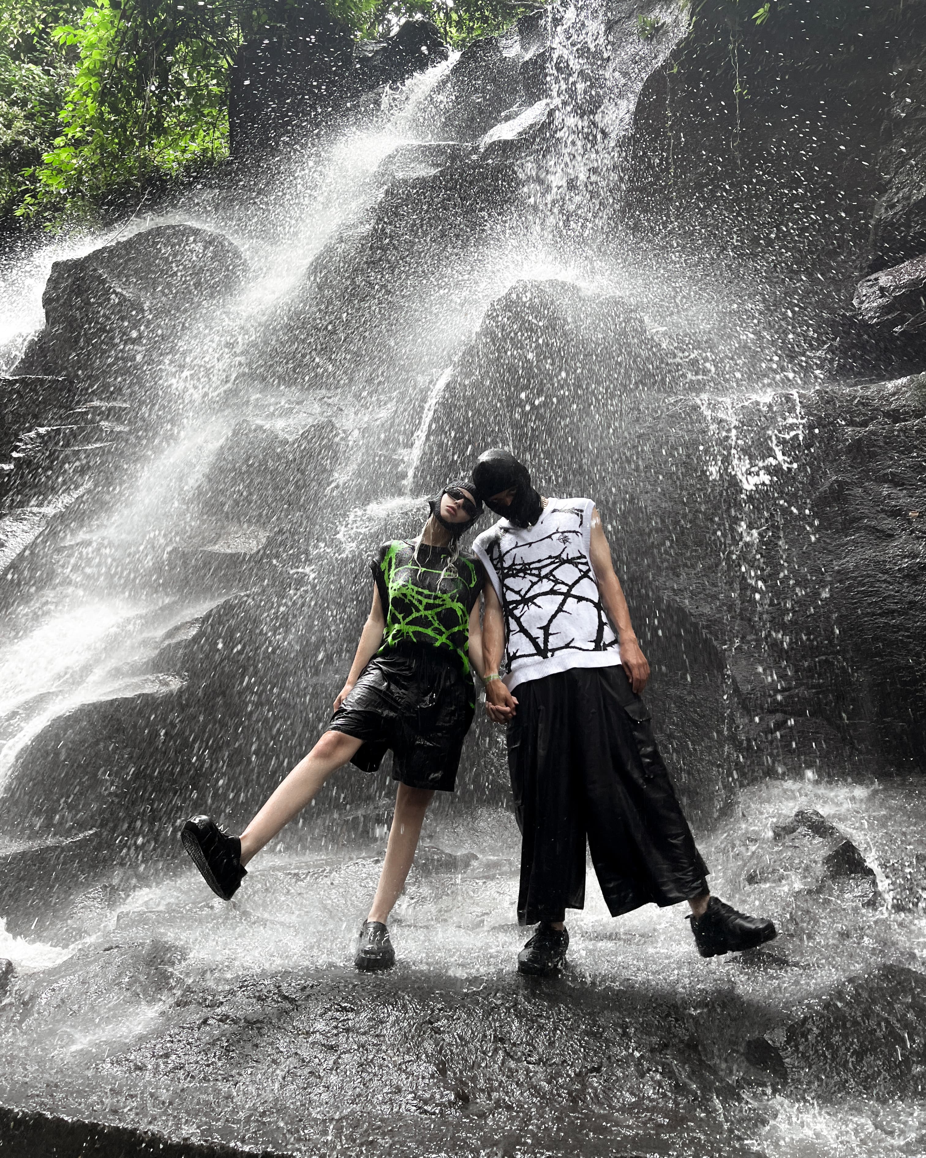 Жилетка «Forest Cage W» в реальной жизни 8