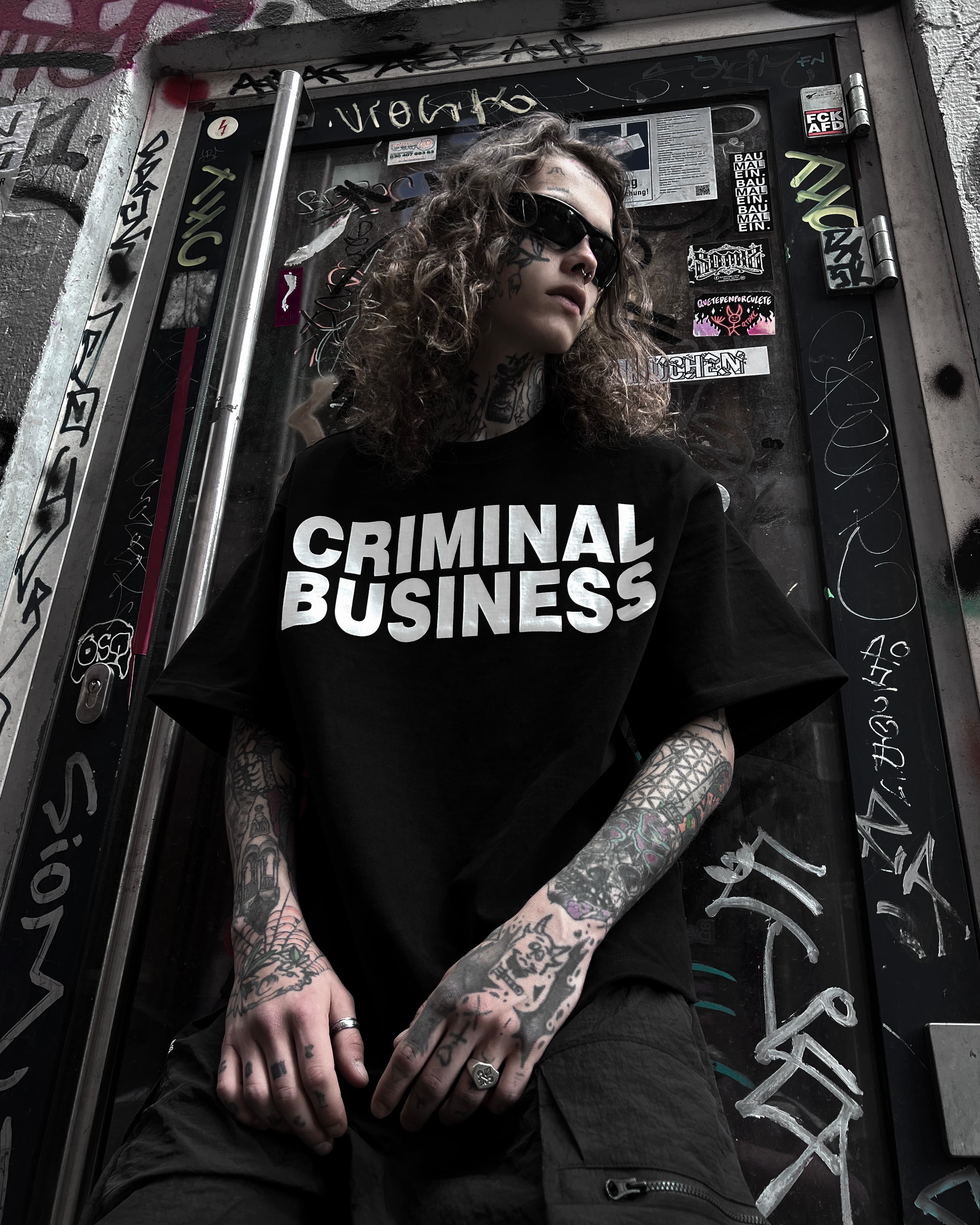 Футболка «Criminal Business» в реальной жизни 25