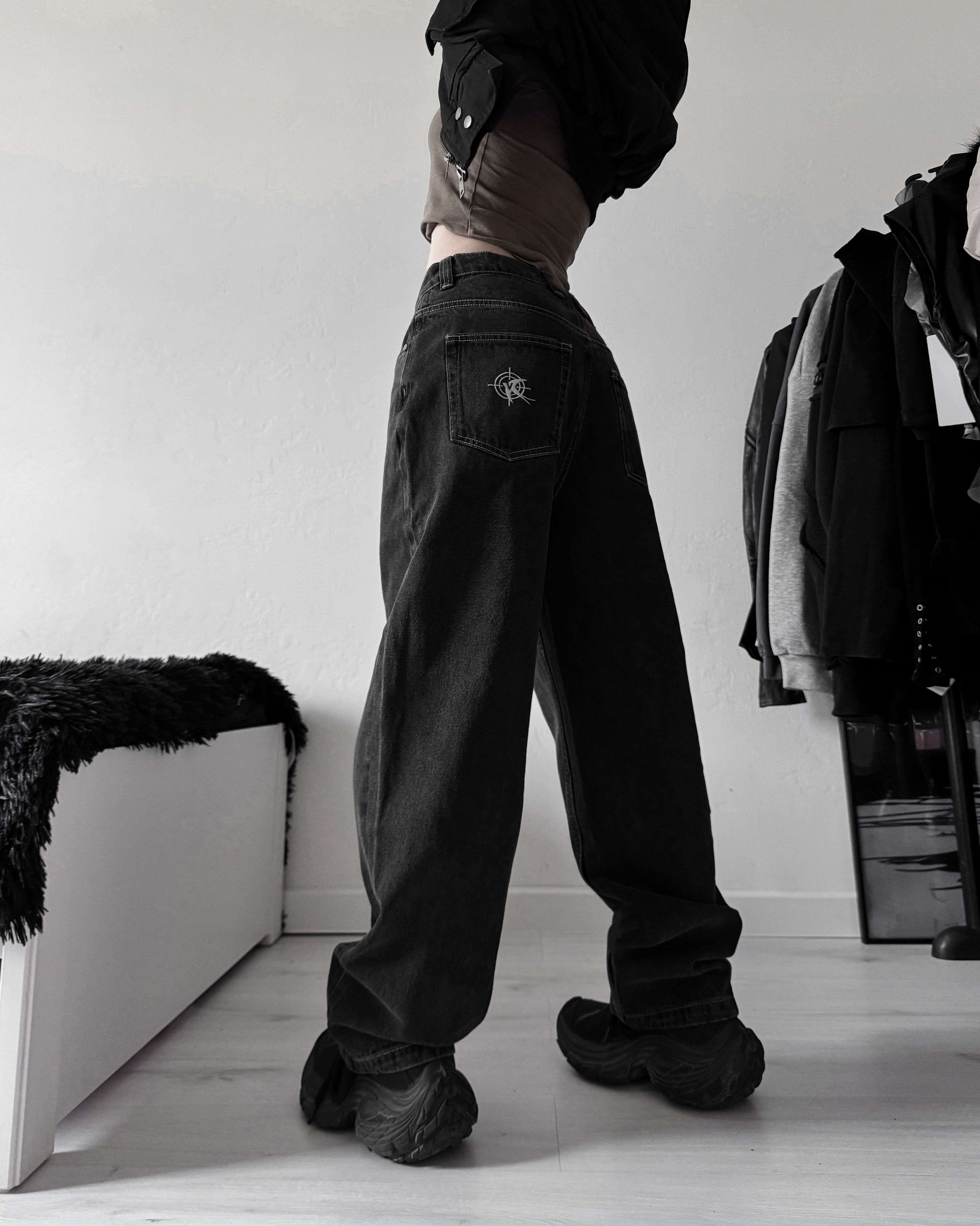 Джинсы «24/7 Rules» в реальной жизни 4