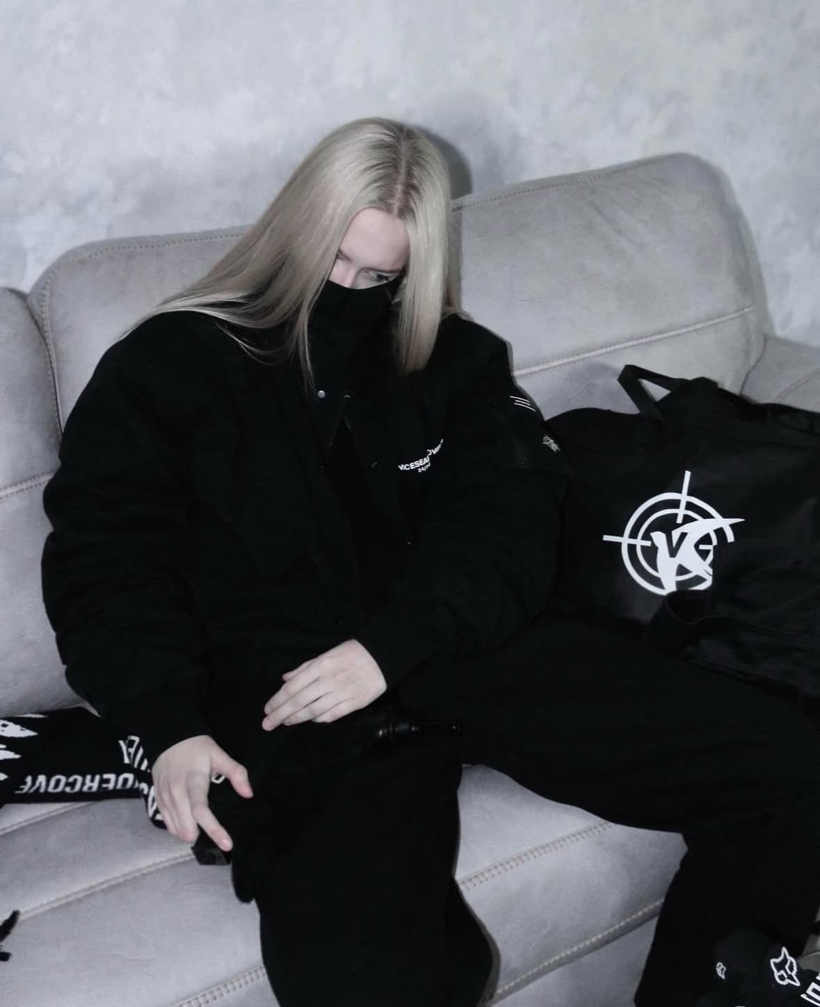 Бомбер «Cash dry V2 black» в реальной жизни 9