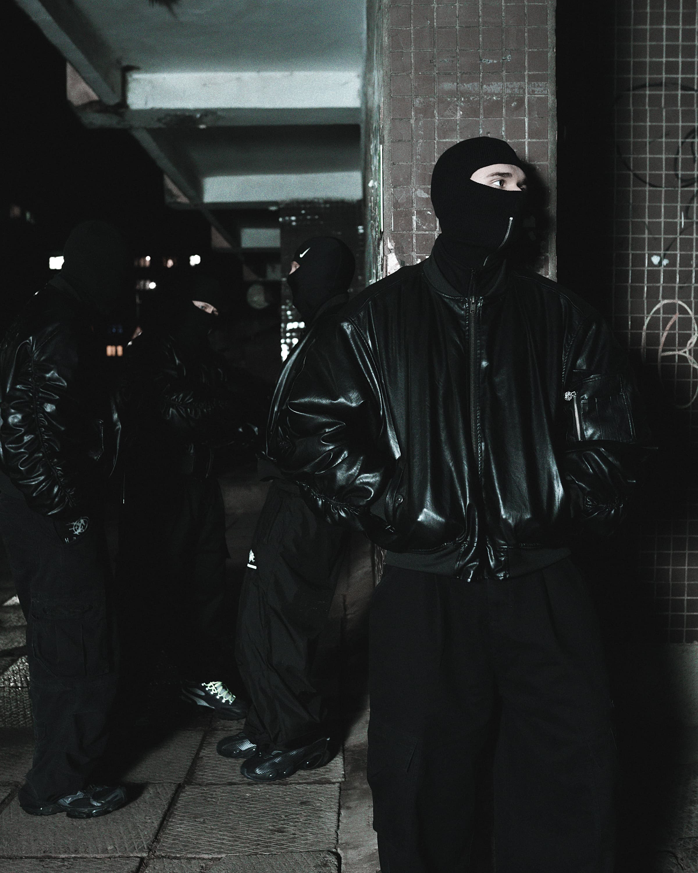 Кожаный бомбер «OPG» в реальной жизни 5