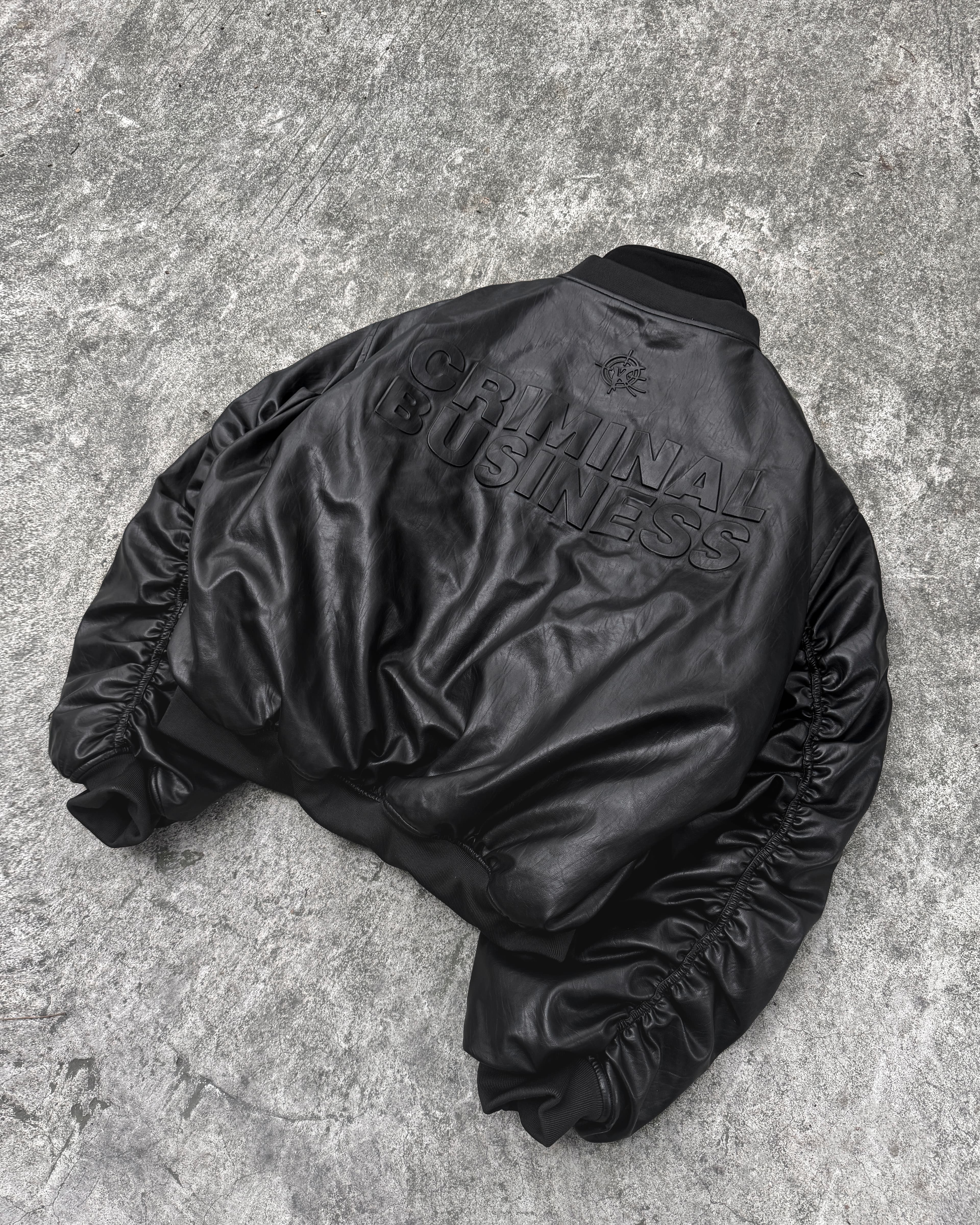 Кожаный бомбер «OPG» в реальной жизни 7